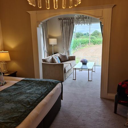 Clanard Court Hotel Атай Екстер'єр фото